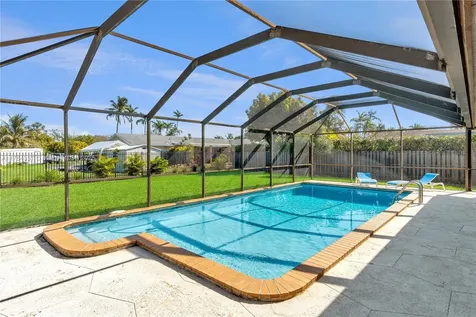 8941 SW 176th Street Palmetto Bay FL 33157