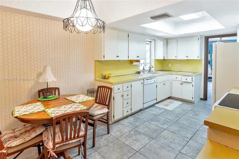 8941 SW 176th Street Palmetto Bay FL 33157