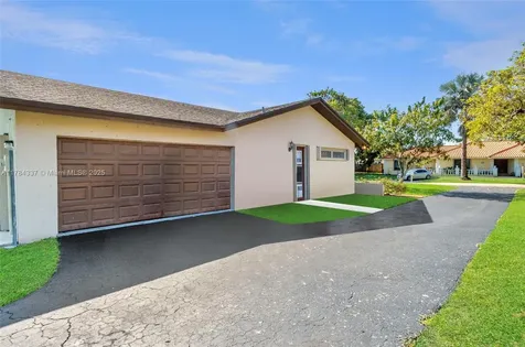 8941 SW 176th Street Palmetto Bay FL 33157