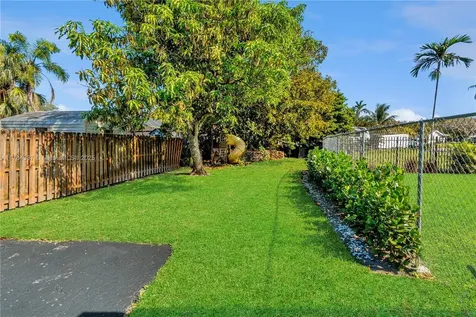 8941 SW 176th Street Palmetto Bay FL 33157