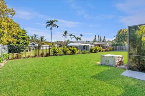8941 SW 176th Street Palmetto Bay FL 33157