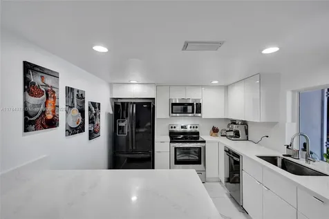 7024 W 17th Court Hialeah FL 33014