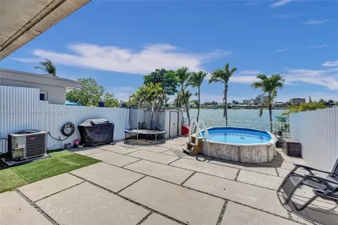 7024 W 17th Court Hialeah FL 33014