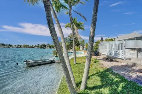 7024 W 17th Court Hialeah FL 33014