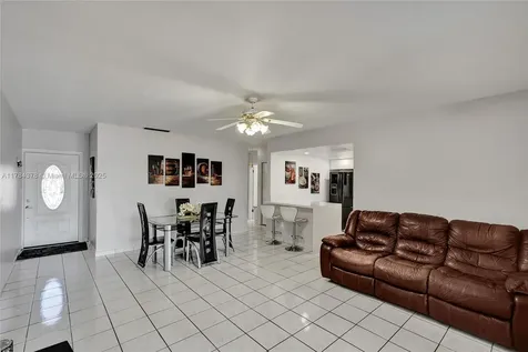 7024 W 17th Court Hialeah FL 33014