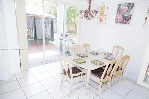 1735 NW 77th Avenue Pembroke Pines FL 33024