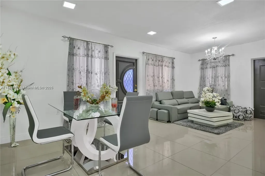 7225 SW 21st Street Miami FL 33155