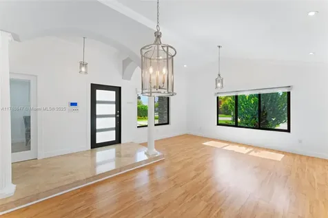 10320 SW 132nd Avenue Miami FL 33186