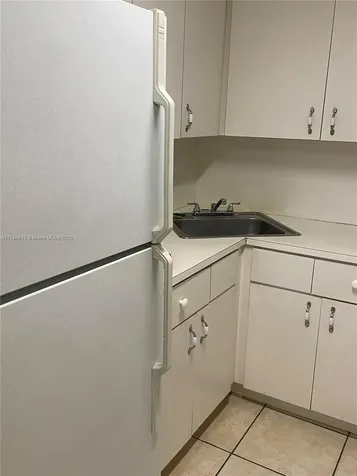 666 W 81st Street Hialeah FL 33014