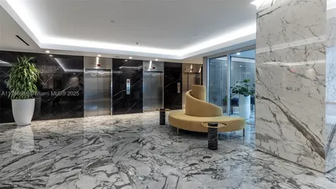 11 Island Avenue Miami Beach FL 33139