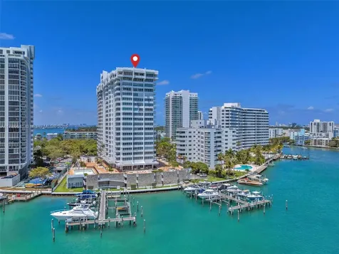 11 Island Avenue Miami Beach FL 33139