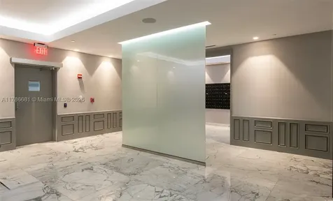 11 Island Avenue Miami Beach FL 33139