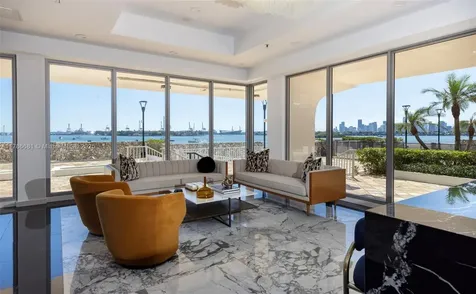 11 Island Avenue Miami Beach FL 33139