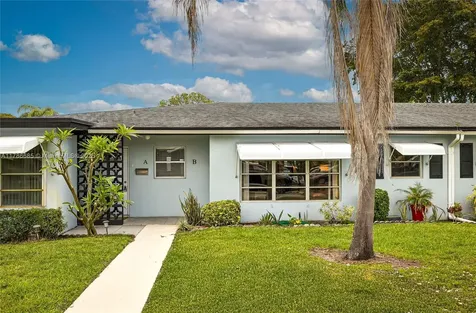 417 High Point Boulevard Delray Beach FL 33445