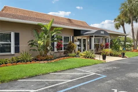 417 High Point Boulevard Delray Beach FL 33445