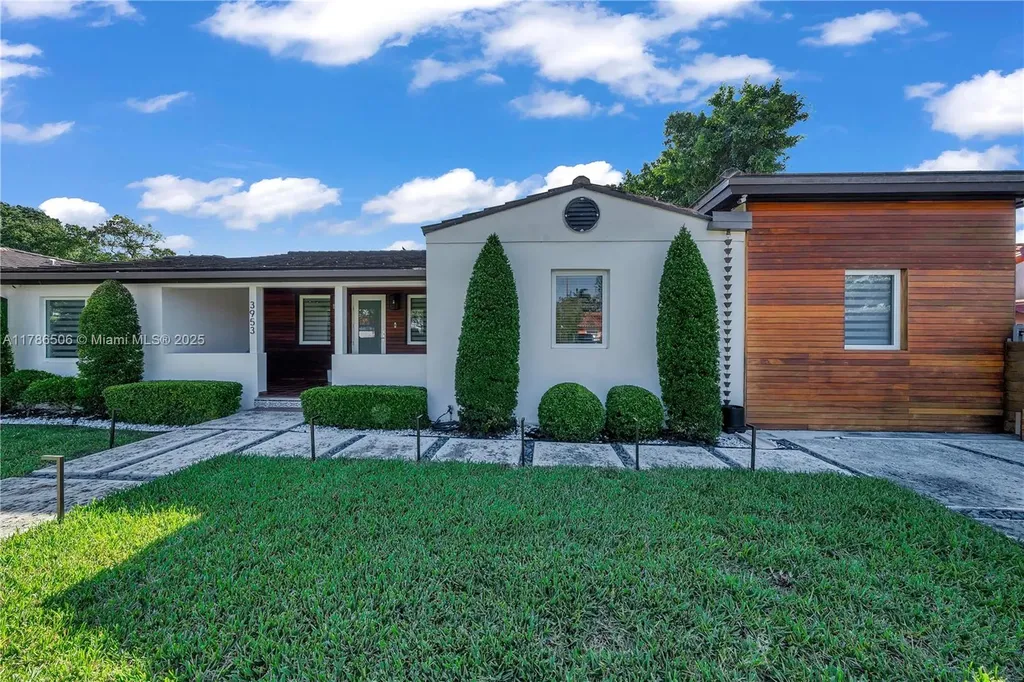 3953 SW 60th Avenue Miami FL 33155