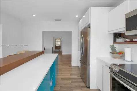 3953 SW 60th Avenue Miami FL 33155