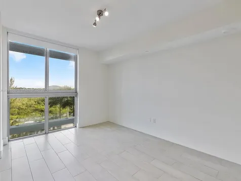2000 Metropica Way Sunrise FL 33323