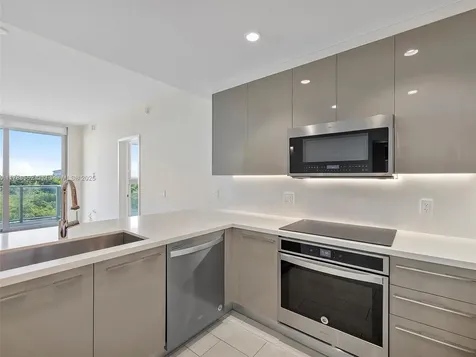 2000 Metropica Way Sunrise FL 33323