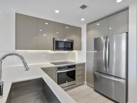 2000 Metropica Way Sunrise FL 33323