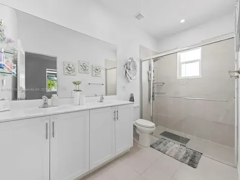 13503 SW 184th Terrace Miami FL 33177