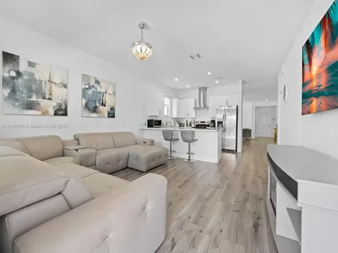13503 SW 184th Terrace Miami FL 33177