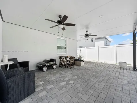 13503 SW 184th Terrace Miami FL 33177