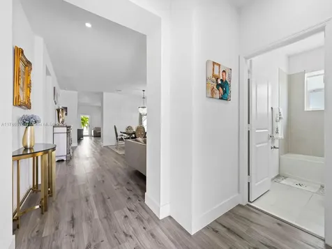 13503 SW 184th Terrace Miami FL 33177