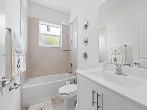 13503 SW 184th Terrace Miami FL 33177