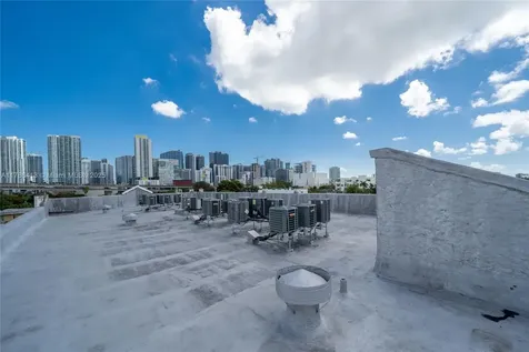 440 SW 5th Avenue Miami FL 33130