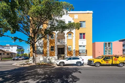 440 SW 5th Avenue Miami FL 33130