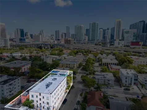 440 SW 5th Avenue Miami FL 33130