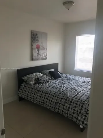 440 SW 5th Avenue Miami FL 33130