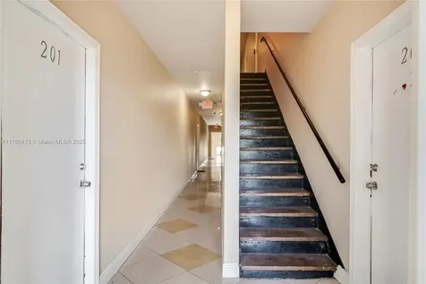 440 SW 5th Avenue Miami FL 33130