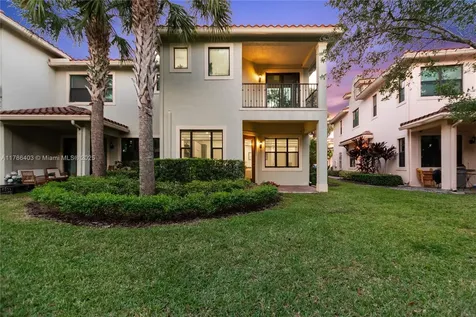 121 SW 127th Terrace Plantation FL 33325