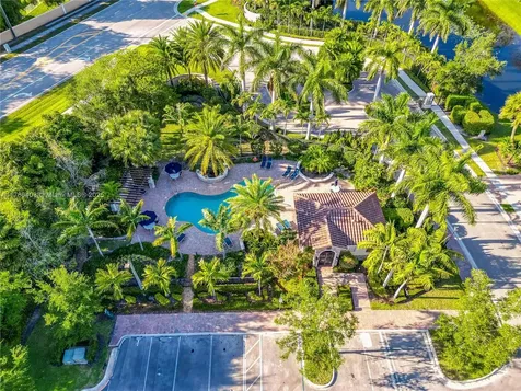 121 SW 127th Terrace Plantation FL 33325