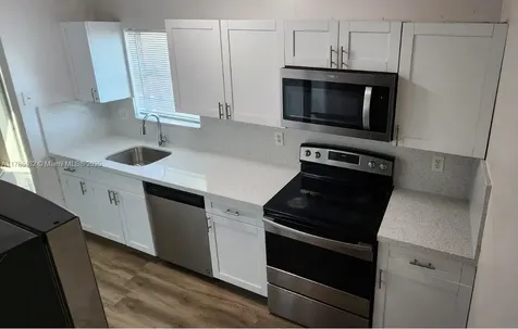3090 NW 203rd Terrace Miami Gardens FL 33056