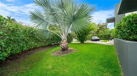 10603 NE 11th Avenue Miami Shores FL 33138
