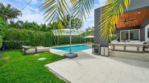 10603 NE 11th Avenue Miami Shores FL 33138