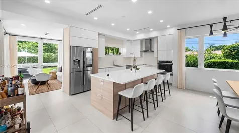 10603 NE 11th Avenue Miami Shores FL 33138