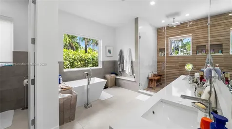 10603 NE 11th Avenue Miami Shores FL 33138