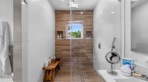 10603 NE 11th Avenue Miami Shores FL 33138