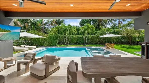 10603 NE 11th Avenue Miami Shores FL 33138