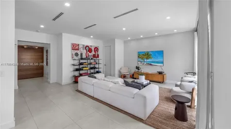 10603 NE 11th Avenue Miami Shores FL 33138