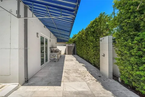 20501 SW 79th Court Cutler Bay FL 33189