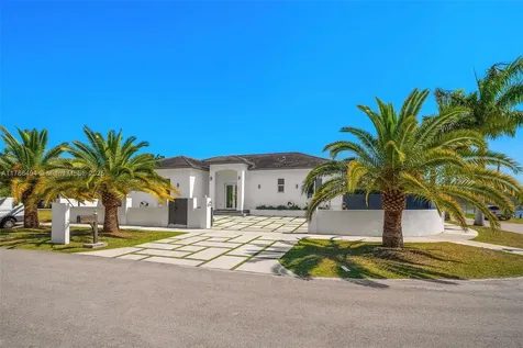 20501 SW 79th Court Cutler Bay FL 33189