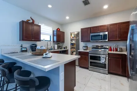 102 NE 23rd Terrace Homestead FL 33033