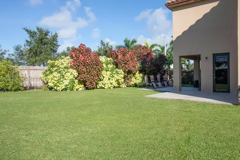 102 NE 23rd Terrace Homestead FL 33033