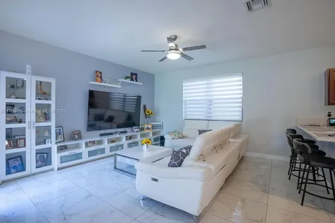 102 NE 23rd Terrace Homestead FL 33033