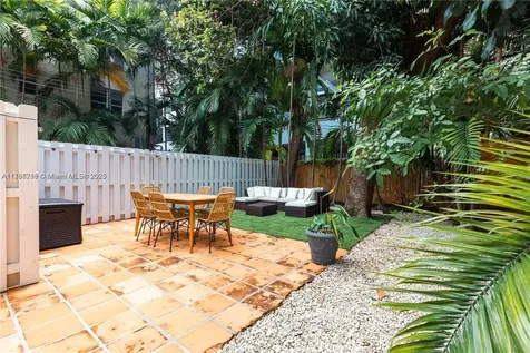426 NE 26th Street Miami FL 33137